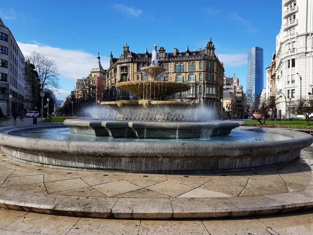 1_Federico Moyúa Plaza