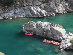 Happy Raft