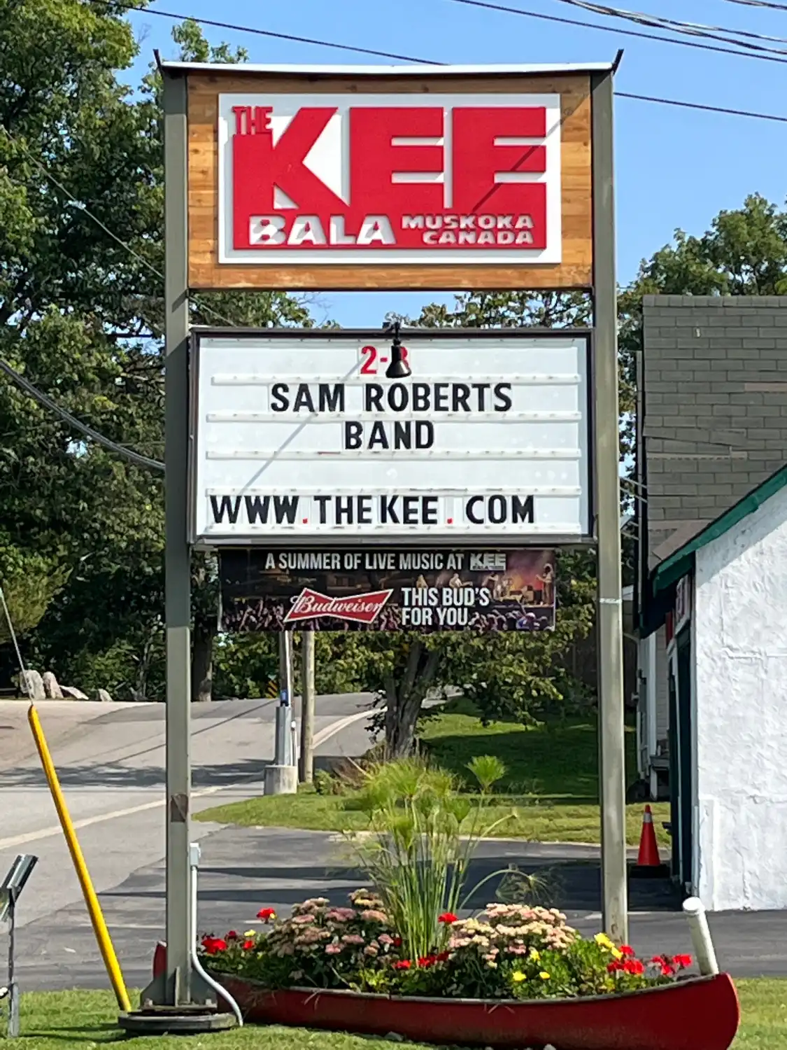 Hotels near The KEE to Bala