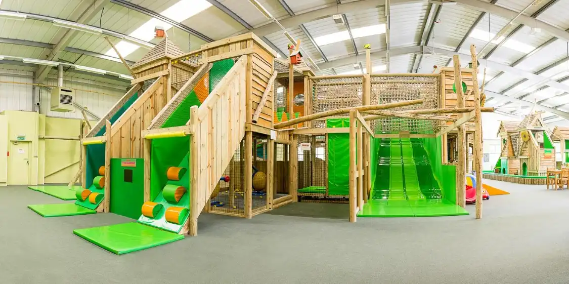 Hotel in zona Come Into Play