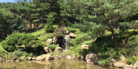 靈仁山