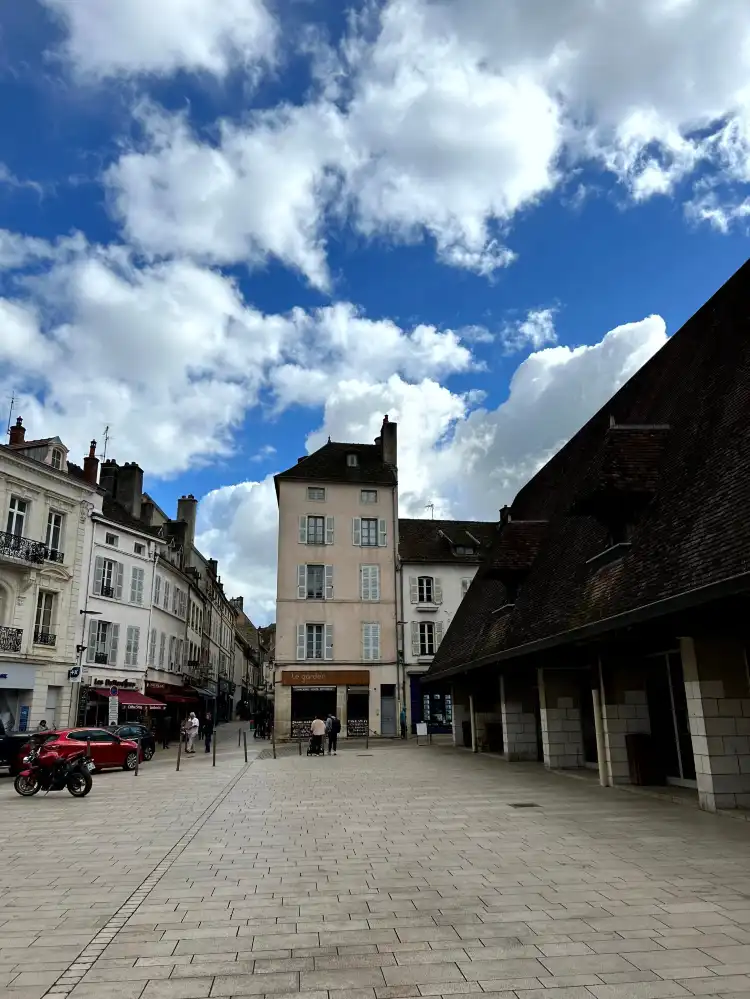 Hotels near Place de la Halle