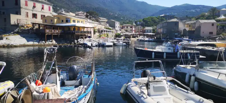 Hotels in Centuri