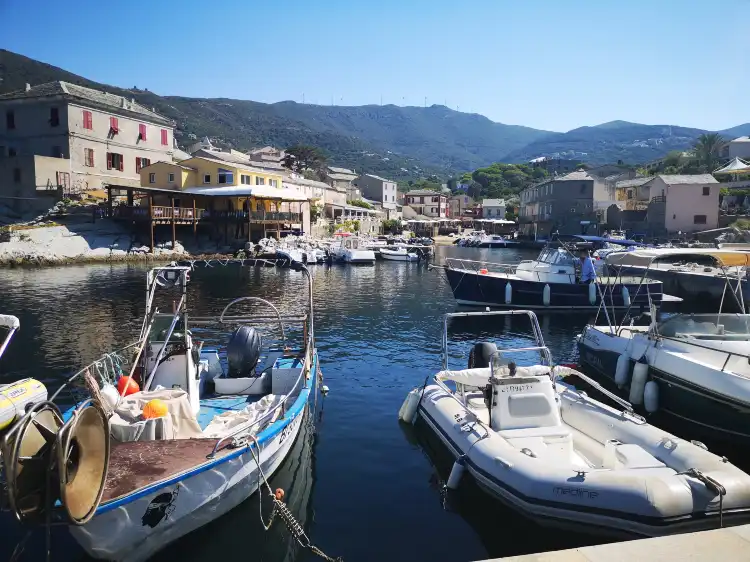 Hotels in Centuri