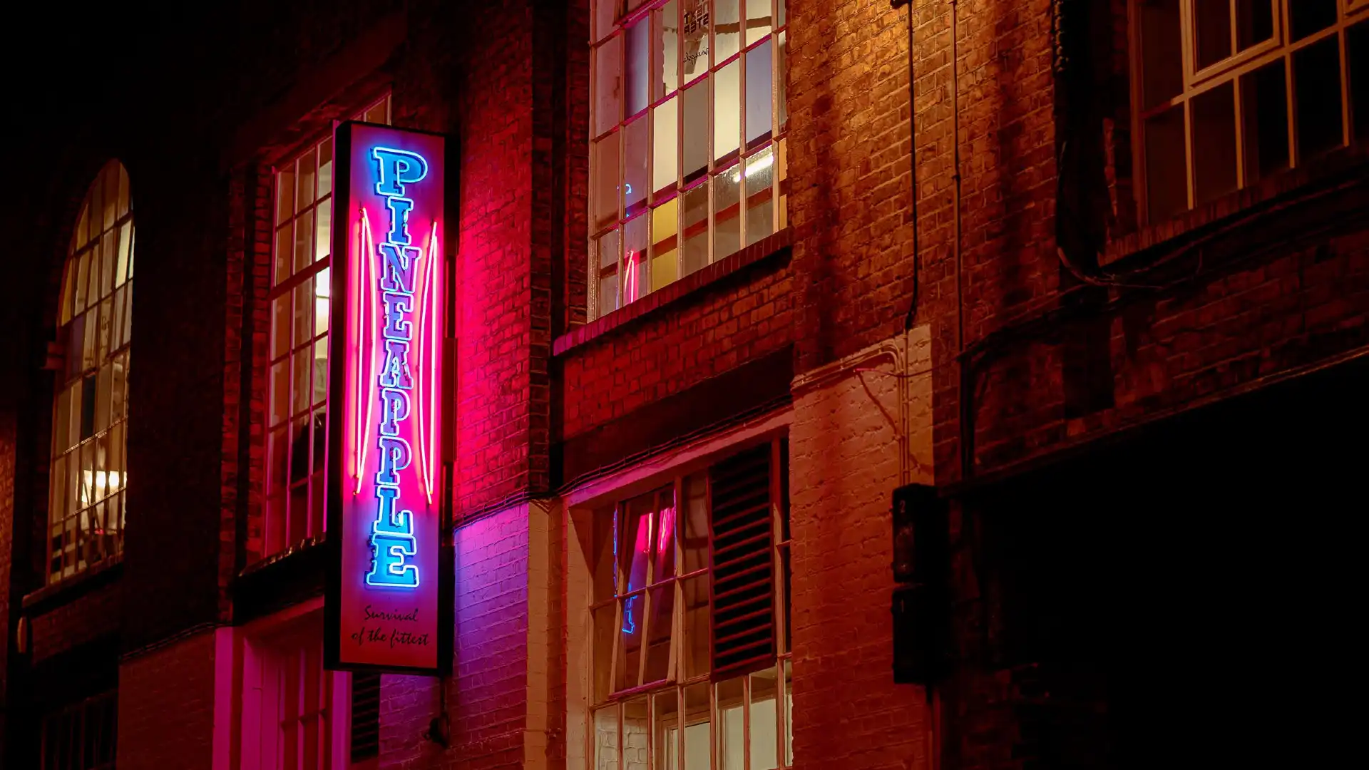 Hotels near Pineapple Dance Studios