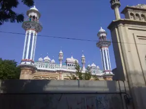 Masjid Sahib-e-Lolak