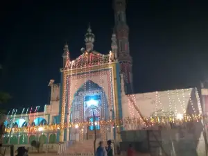 Raza Jama Masjid Gora