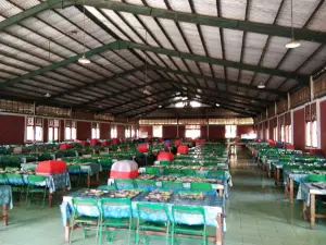 Gedung Serba Guna Al Akbar