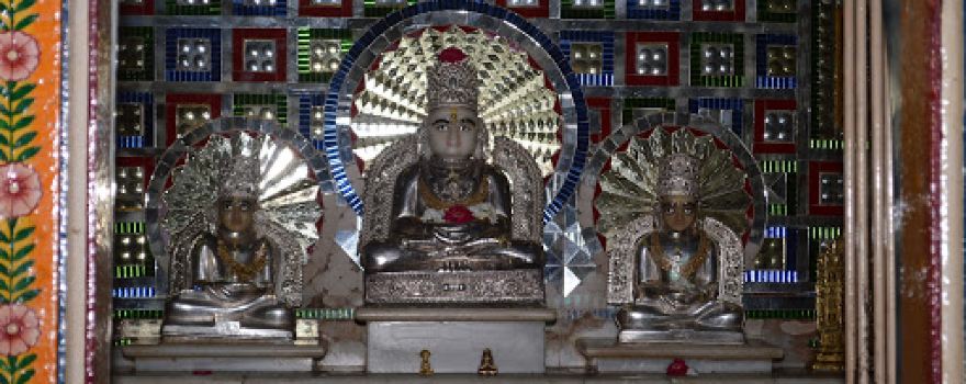 Dharmratna Parshwanath Jain Derasar
