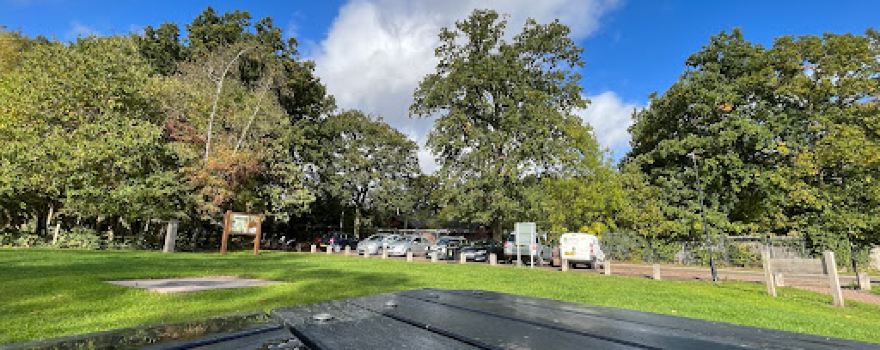 Dosthill Park