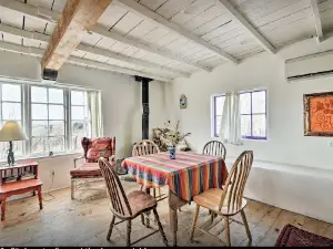 Taos Goji Retreat & Cabins