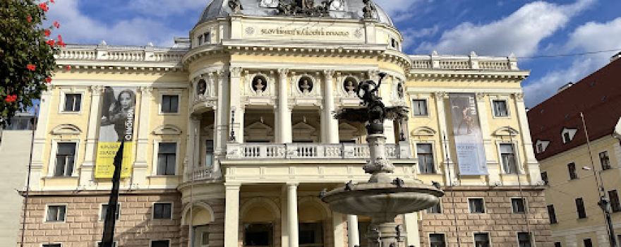 Discover Bratislava - Free & Private Walking Tours