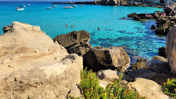 Scogliera di Cala Rossa