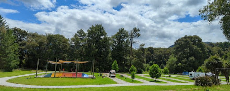 Riverside Holiday Park