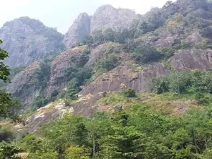Wisata Alam Gunung Bongkok