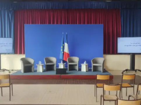 salle simone signoret