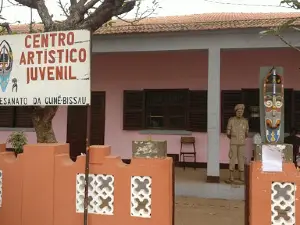 Cine Maxi