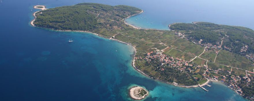 Lumbarda beach