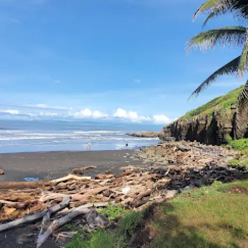 Tivives beach