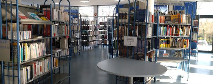 Library De Ludres