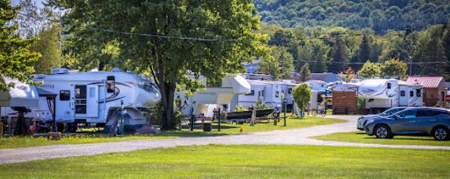 Camping De L'Oiseau Bleu