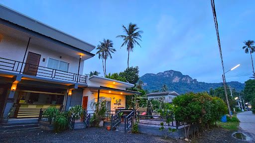 Nang Kam Beach