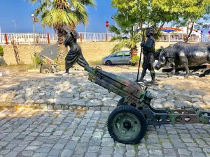 Şehit Şerife Bacı Anıtı