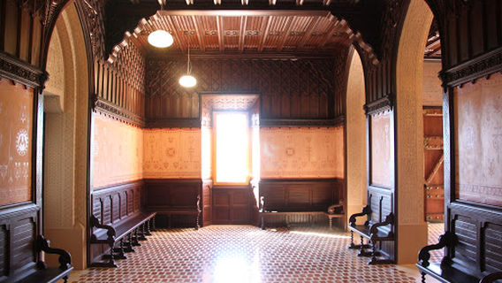 Puerta de las Virtudes