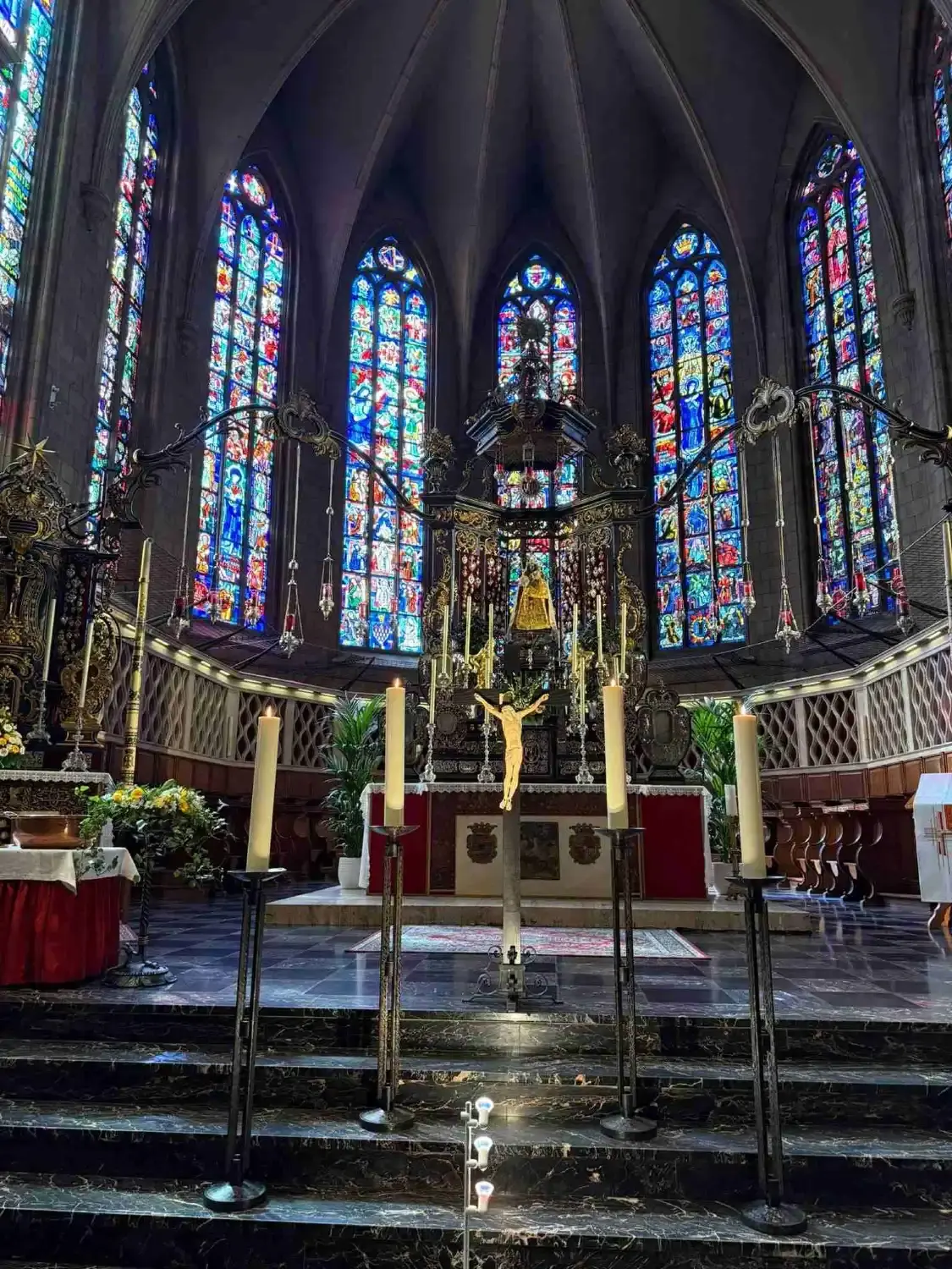 Hotels near Notre Dame Cathedral (Cathedrale Notre Dame)