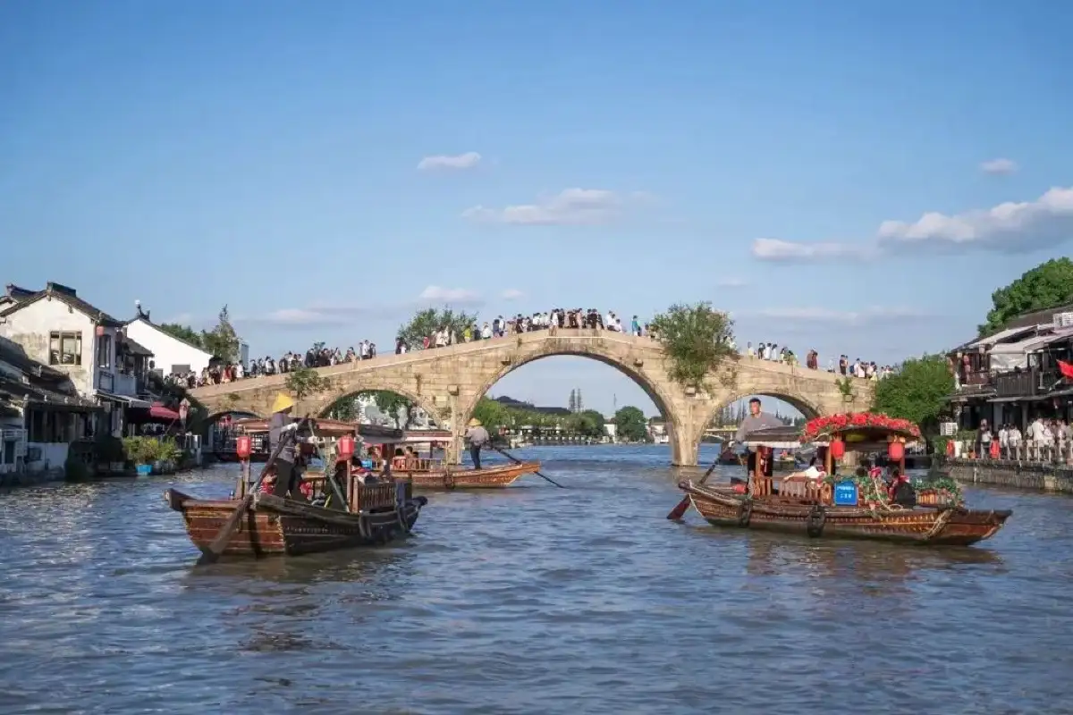 Suggested Zhujiajiao Itineraries: Half-Day, Full-Day, and Evening Visits