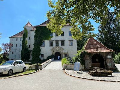 Wild Park Castle Ortenburg