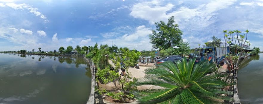 Hồ Câu Trang Viên Làng Dòng