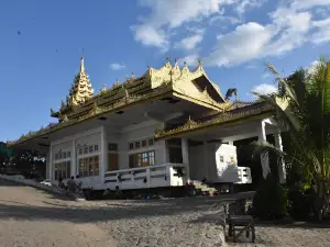 Maha Bodhi Ta Htaung Standing Buddha