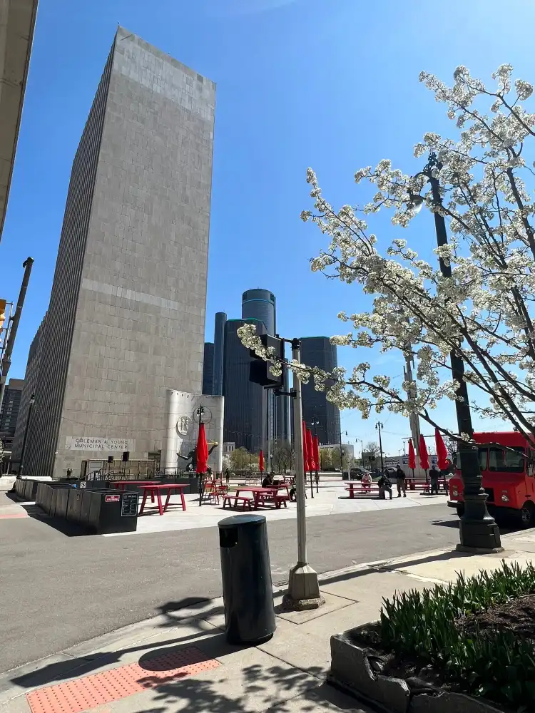 Hotels near Campus Martius Park