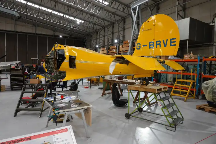 Các khách sạn gần American Air Museum