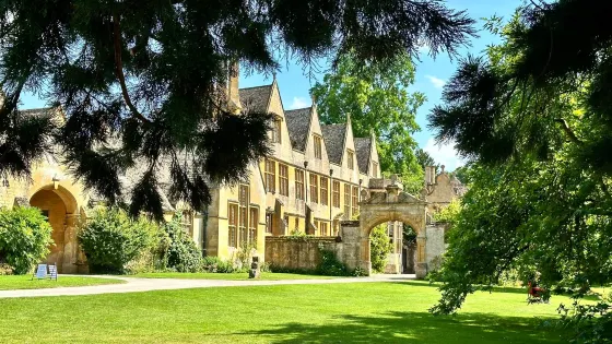 Stanway House & Fountain