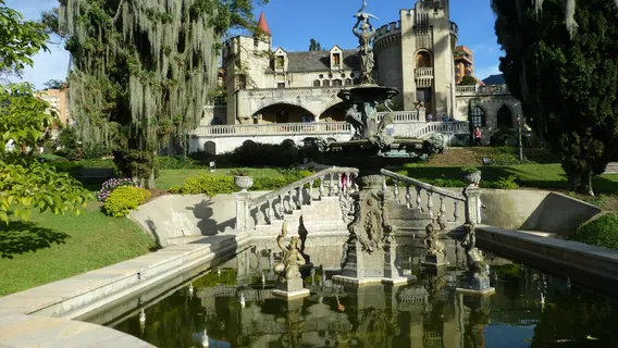 El Castillo Museum and Gardens