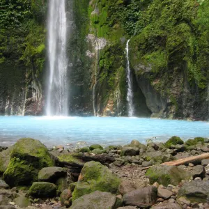 Air Terjun Dua Warna
