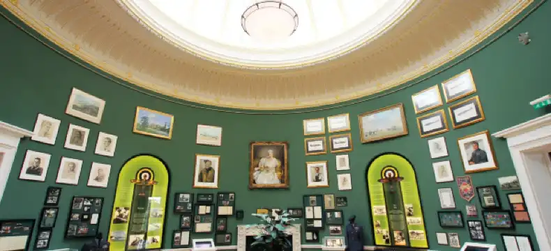 ハーロウのホテル