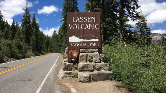 Kohm Yah-mah-nee Visitor Center