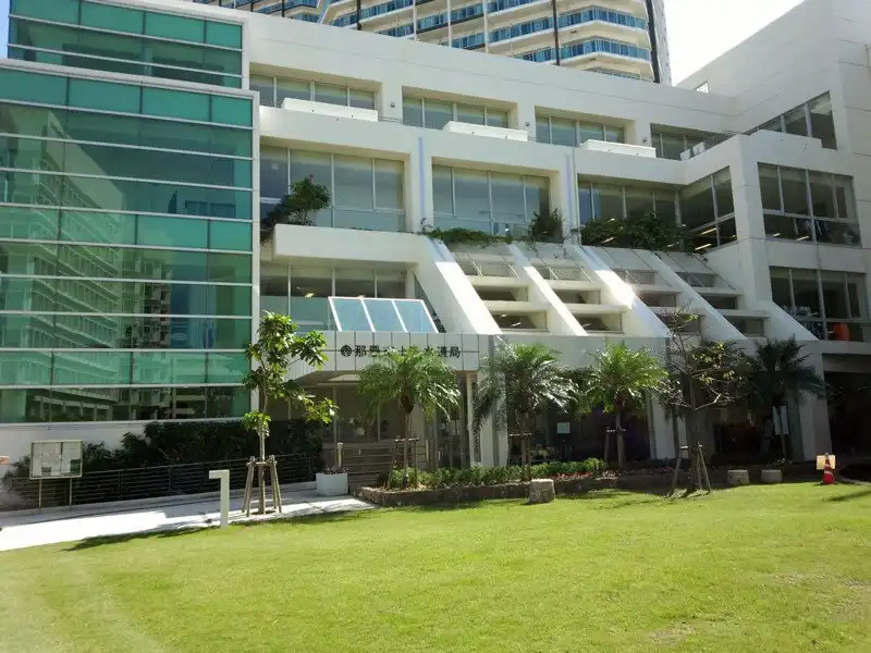 Hotels near Water Salon
