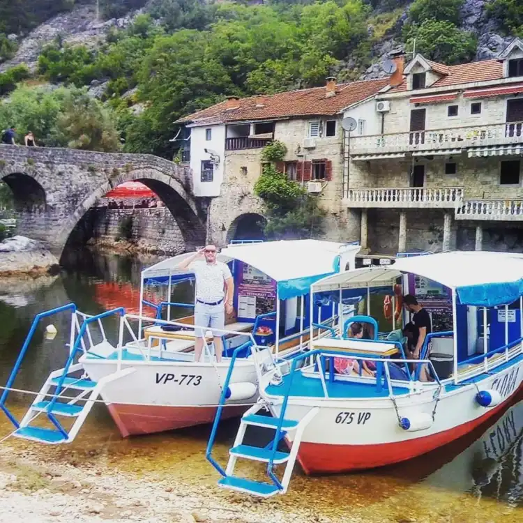 Hotels near Virpazar-old-bridge