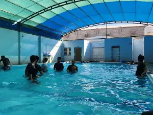 Mahsoon Swimming Pool