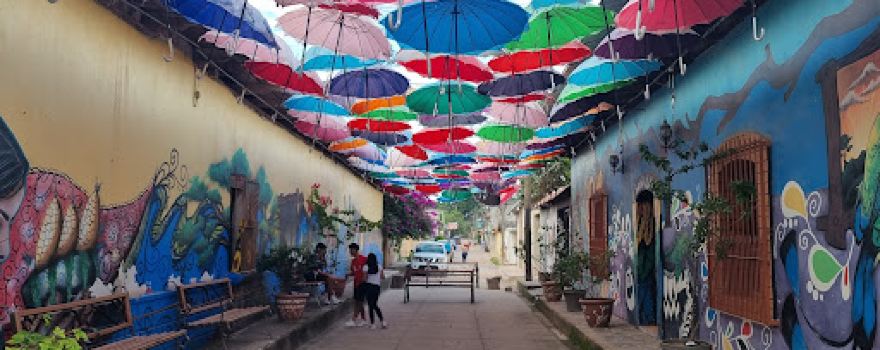 Paseo De Los Estudiantes Park