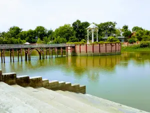 Town Hall Park