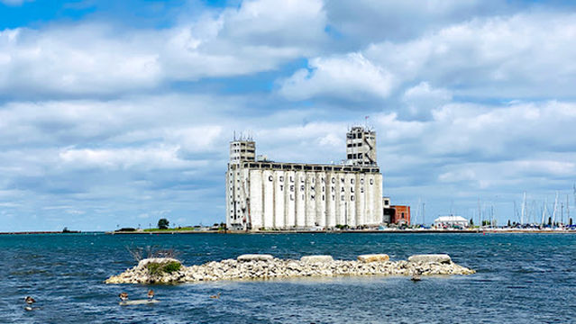 Shipyards Amphitheatre & Greenspace