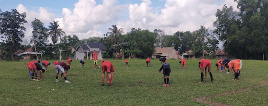 LAPANGAN SEPAK BOLA TRIMOMUKTI