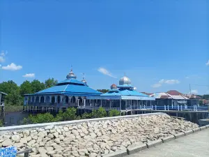 Wisata Sejarah Bukit Batu Laut