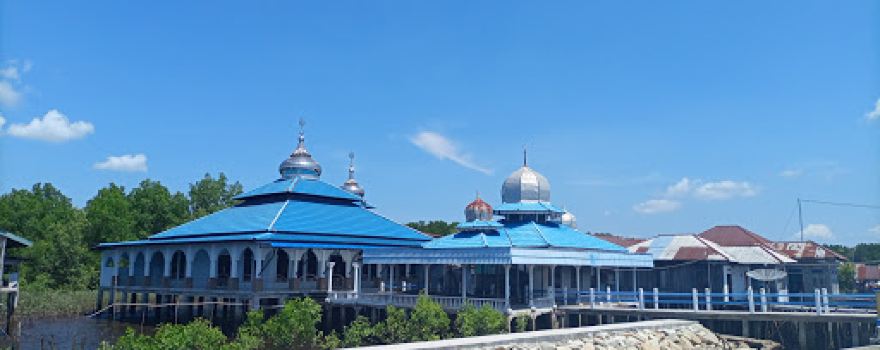 Wisata Sejarah Bukit Batu Laut