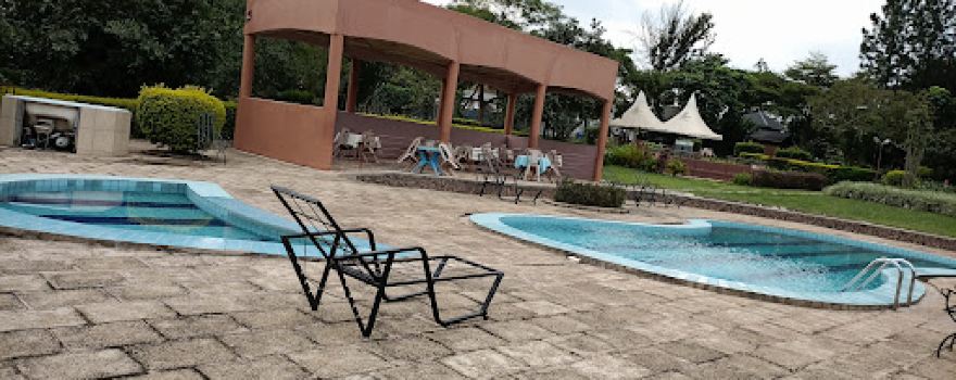 Kontiki Swimming Pool